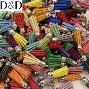 พวงกุญแจพู่หนังเทียม สีเงิน 38 มม. 50 ชิ้น พร้อมจี้เครื่องประดับ DIY