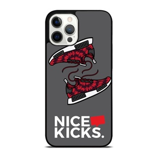 เคสโทรศัพท์มือถือ กันกระแทก ลายโลโก้ Nice Kicks สําหรับ IPhone 2 14 Plus 13 Pro Max 12 Mini X