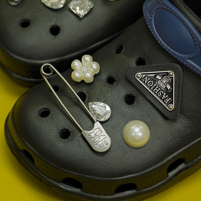 crocs-jibbitz-ชุดจี้กระดุม-รูปรองเท้า-diy-แฟชั่นอินเทรนด์