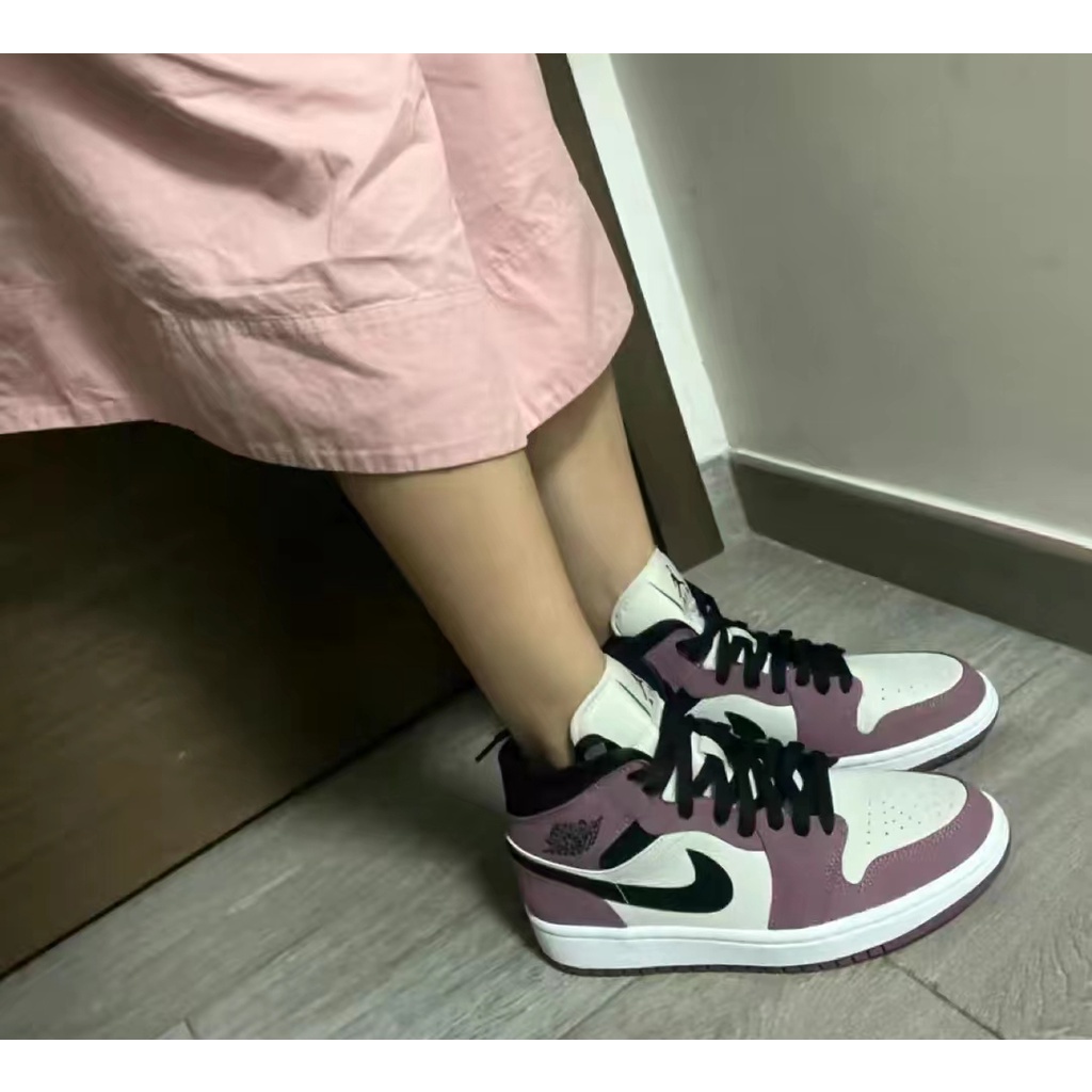 nike-air-jordan-1-mid-se-berry-pink-w-ของแท้-100