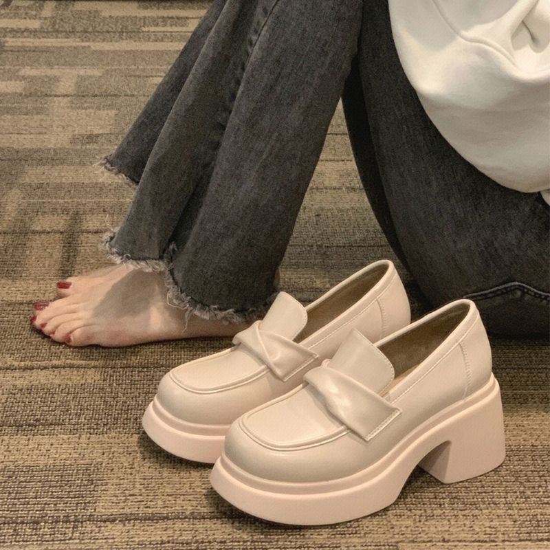รองเท้าส้นสูงผู้หญิง-รองเท้าส้นสูงแฟชั่น-รองเท้าออกงาน
