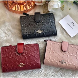 MEDIUM CORNER ZIP WALLET F25937 กระเป๋าสตางค์ผู้หญิงใหม่ แท้  COAC H กระเป๋าสตางค์หนัง ที่ใส่บัตร กระเป๋าใส่เหรียญ