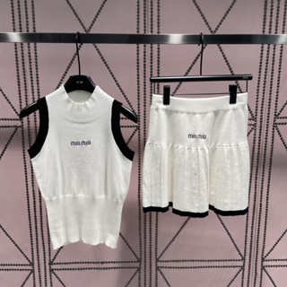 FWVB MIU MIU 2023 autumn and winter New letter embroidery logo decoration slim knitted vest overskirt womens two-piece set fashion