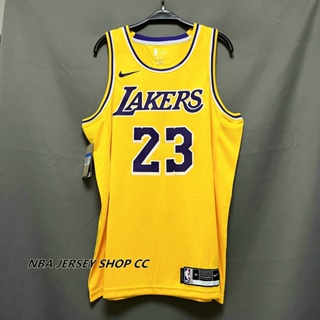 【คุณภาพสูง】ใหม่ ของแท้ NBA Los Angeles Lakers 2023-24 สําหรับผู้ชาย #23 เสื้อกีฬาแขนสั้น ลายทีม LeBron James Jersey Swingman สีเหลือง