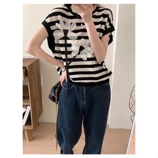 เสื้อแขนสั้น ผ้าถัก ทรงหลวม ลายดอกไม้ สไตล์ตะวันตก สําหรับผู้หญิง