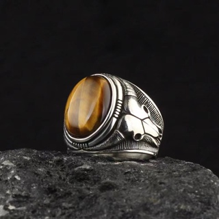 แหวนเหล็กไทเทเนียม รูปกะโหลก หินอาเกต หินตาเสือ สีดํา สไตล์พังก์ร็อค วินเทจ สีเงิน สําหรับผู้ชาย