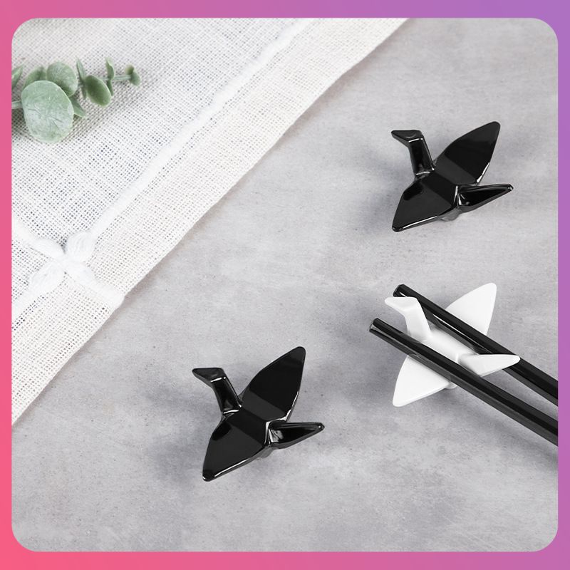 creative-paper-crane-chopsticks-rest-cute-panda-chopsticks-holders-miniatures-คุณภาพสูง-spoon-fork-holder-stand-kitchen-supplies-tableware-cod