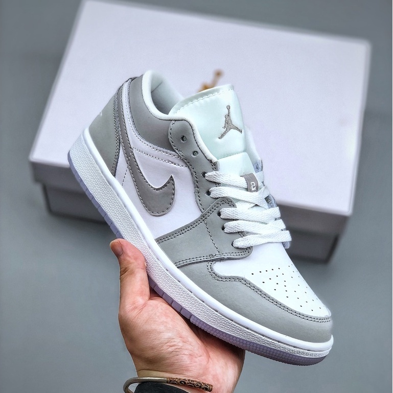 ใหม่-ขายดี-air-jordan-1-low-white-wolf-grey-รองเท้าผ้าใบลําลอง-สําหรับผู้ชาย-ผู้หญิง-เหมาะกับการวิ่ง-เล่นกีฬา-aj1-jordan-1-cq9828-131