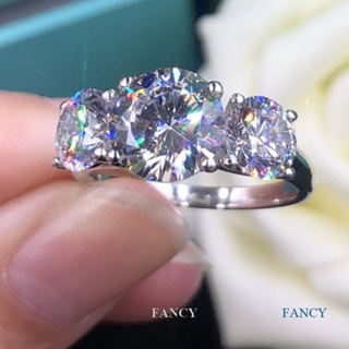 Fancy Bling Bling สามรอบ CZ ออกแบบแหวนแต่งงานสําหรับผู้หญิง