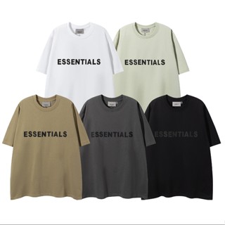 สินค้าพร้อมส่ง ! เสื้อยืดแขนสั้น พิมพ์ลายโลโก้ ESSENTIALS สามมิติ สไตล์คลาสสิก เหมาะกับฤดูร้อน สําหรับผู้ชาย และผู้หญิง