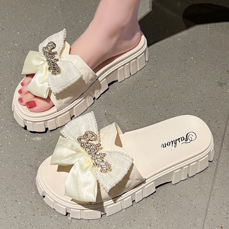 ภาพสินค้าAnn.Fashion รองเท้าแตะแบบสวม พื้นยาง รองเท้าส้นหนา แต่งโบว์ติดเพชร พื้นนุ่มใส่สบาย มีกันลื่น sy125 จากร้าน beijiguang บน Shopee ภาพที่ 2