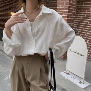 เสื้อเชิ้ตกันแดด คอปก ทรงหลวม สีพื้น เข้ากับทุกการแต่งกาย แฟชั่นฤดูร้อน สําหรับผู้หญิง WXX