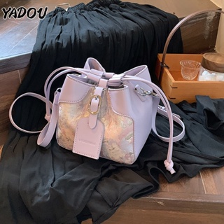 YADOU กระเป๋าสตรีออกแบบเฉพาะในช่วงฤดูร้อนกระเป๋าสะพายถังพื้นผิว