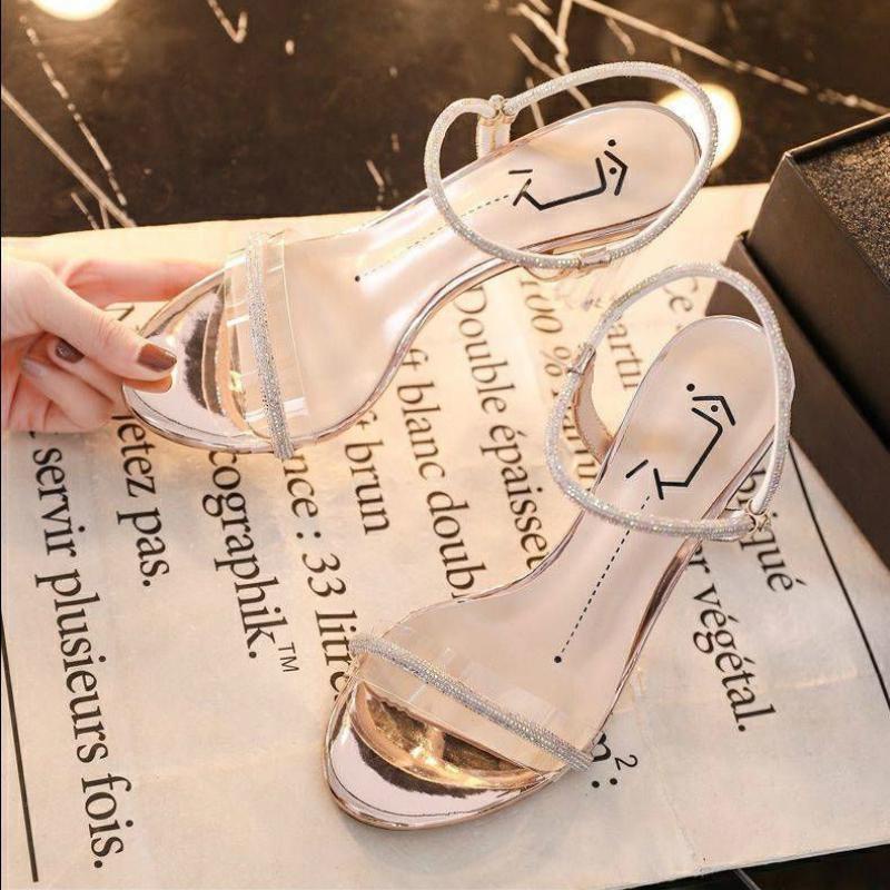 ภาพสินค้ารองเท้าแตะส้นสูงผู้หญิง การออกแบบคริสตัลใส สวมใส่สบายไม่ถูเท้า สไตล์เกาหลี จากร้าน g1wacibnqu บน Shopee ภาพที่ 2