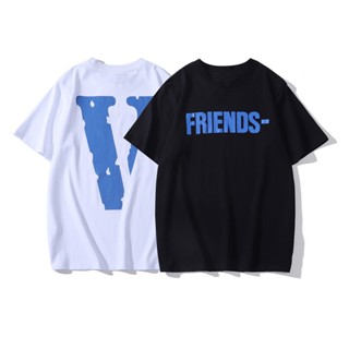 Vlone Friends เสื้อ สไตล์วินเทจ เสื้อยืดสตรีท แขนสั้นคอกลมอินเทรนด์ เสื้อผ้าแฟชั่น เหมาะสำหรับผู้ชาย ผู้หญิง คู่รัก