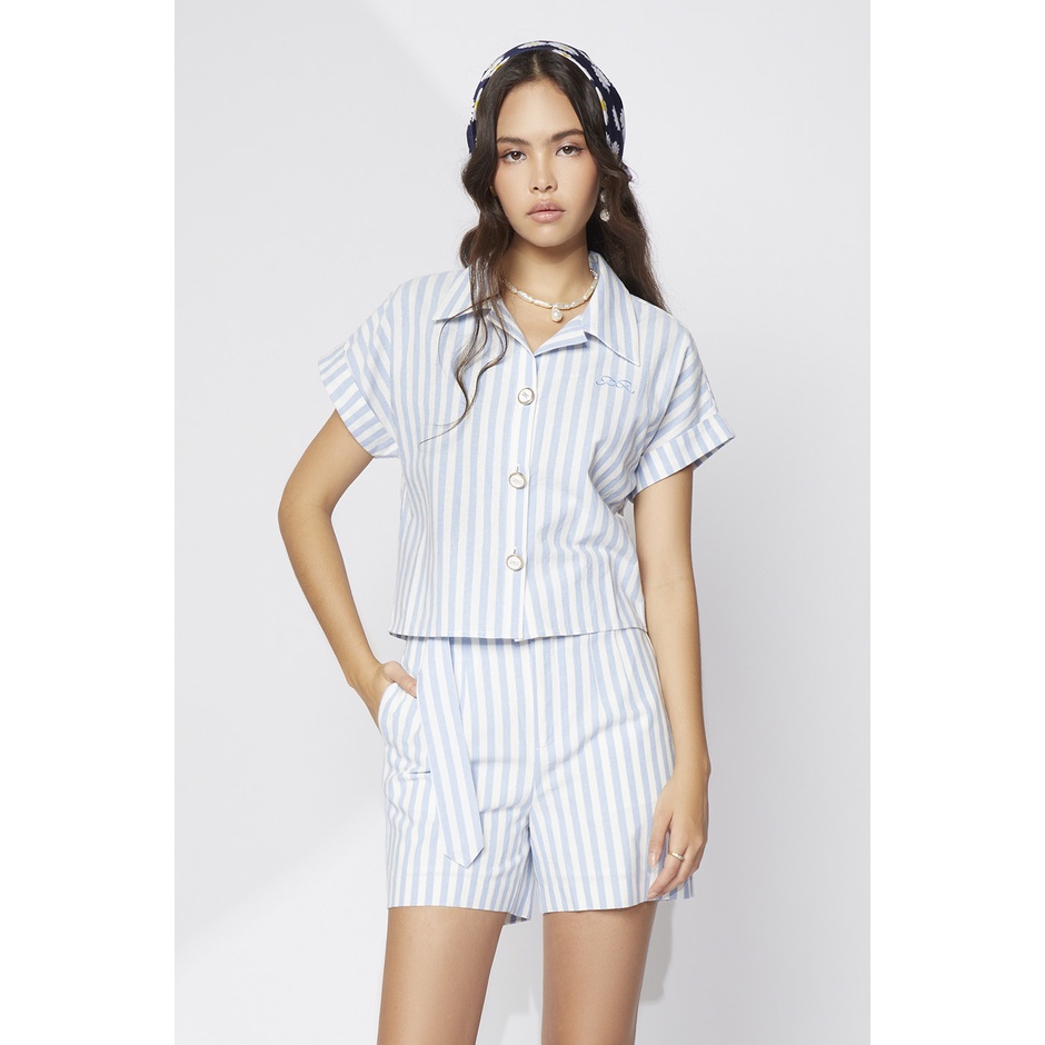 ep-เสื้อเชิ้ตแขนกุดลายทาง-ผู้หญิง-สีฟ้า-stripe-collared-print-shirt-blouse-4744