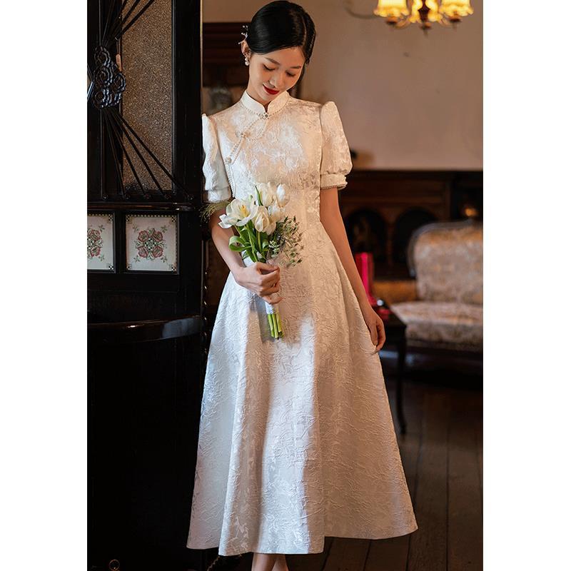 ชุดราตรีงานเลี้ยง-cheongsam-สไตล์จีนใหม่-เจ้าภาพ-คอนเสิร์ต-ประสิทธิภาพ-แฟชั่น-ชุดเดรสยาวสีขาว