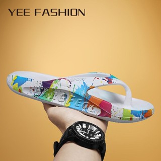 YEE Fashion Yee Fashion รองเท้าแตะชาย รองเท้าแตะหูหนีบผู้ชาย รองเท้าแตะเท่ๆ ใส่เดินสบาย 31Z071706 Trendy ทันสมัย สไตล์เกาหลี สวยงาม D21E00W 37Z230910