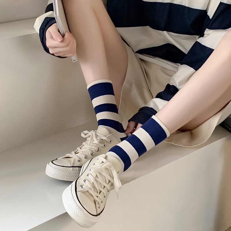 cotton-fine-striped-navy-blue-womens-fashionable-socks-new
