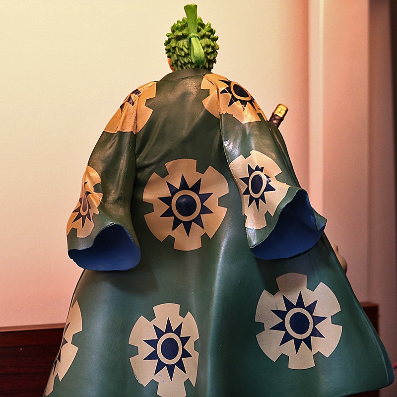 new-product-in-stock-sea-king-hand-held-gk-hezhiguo-white-kimono-solon-boxed-animation-model-kwvm