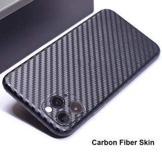 สติกเกอร์ฟิล์ม PVC คาร์บอนไฟเบอร์ เนื้อแมตต์ กันรอยด้านหลัง สําหรับ iPhone 11 12 Pro Max