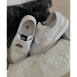 Peaceminusone x Nike Kwondo 1 White Daisy Gwon Ji-Dragon 3.0 รองเท้าผ้าใบลําลอง สีขาว คุณภาพสูง แฟชั่น สําหรับผู้ชาย ผู้หญิง เหมาะกับการเล่นกีฬา