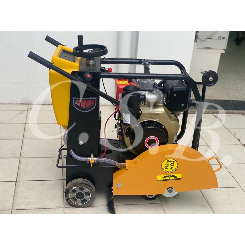 รถตัดถนนคอนกรีต-dina-รุ่น-q450-with-kama186fe-e-start-concrete-cutter