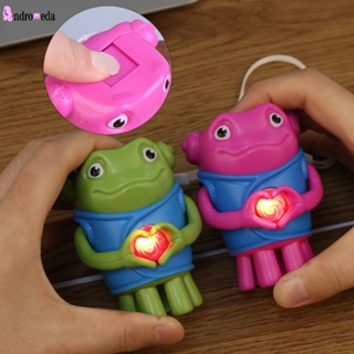 ของเล่นตุ๊กตาพลาสติก รูปการ์ตูนเอเลี่ยน หัวใจเรืองแสง น้ําหนักเบา แบบพกพา ให้เป็นของขวัญวันวาเลนไทน์