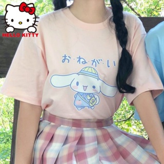 Sanrio Kawaii Hello เสื้อยืด Kitty เสื้อผ้า Cinnamoroll อะนิเมะพิมพ์ Tees การ์ตูนคู่สั้นแขน Grunge นักเรียนหลวม Y2k Top