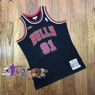 เสื้อกีฬาบาสเก็ตบอล NBA Chicago Bulls # 91 Denis Rodman 1997-98 สีดํา สําหรับผู้ชาย 264073