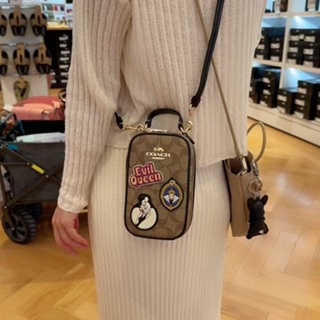 COACH cc761 กระเป๋าสะพายผู้หญิง กระเป๋าใส่มือถือ ขนาดเล็กและพกพาได้ ภาพการ์ตูน 761