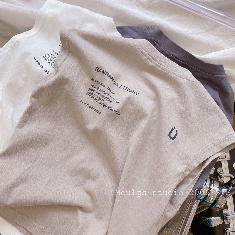 เสื้อผ้าเด็กฝ้ายบริสุทธิ์-2023-ฤดูร้อนเด็กชายใหม่ยิ้มเรียบง่ายหน้า-แขนกุด-t-shirt-เสื้อกั๊กเด็ก