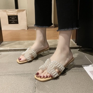 ฤดูร้อนรองเท้าแตะส้นหนาของผู้หญิงส้นกลางเปิดนิ้วเท้ารองเท้าแตะรองเท้าแตะมุก
