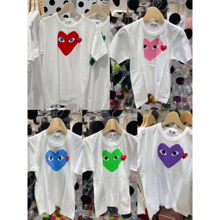 พร้อมส่ง เสื้อยืดแขนสั้น คอกลม พิมพ์ลาย CDG PLAY Rei Kawakubo สีสันสดใส สําหรับผู้หญิง