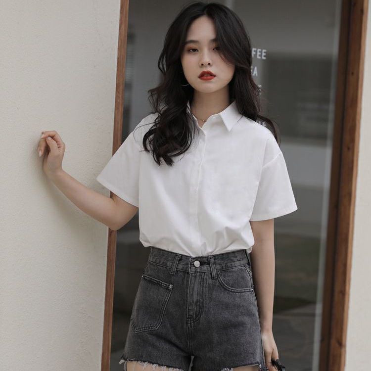 เสื้อเชิ้ตแขนสั้นลําลอง-แบบบาง-สีขาว-เข้ากับทุกการแต่งกาย-สไตล์ฮ่องกงเรโทร-แฟชั่นฤดูร้อน-สําหรับผู้หญิง-2023