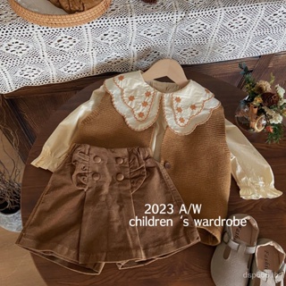 Korean style childrens clothing 2023 autumn new foreign girls knitted vest cardigan Lotus collar shirt shorts three-piece set LWJF