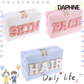 Daphne กระเป๋าเครื่องสําอาง อเนกประสงค์ ขนาดใหญ่ จุของได้เยอะ ลายตัวอักษร Chenille เหมาะกับการเดินทาง