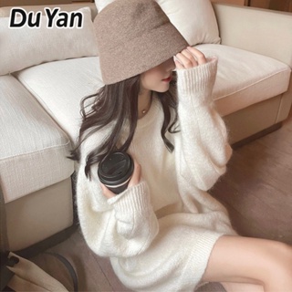 Du Yan เสื้อกันหนาว ผ้าถัก ทรงหลวม สีขาว เหมาะกับฤดูใบไม้ร่วง และฤดูหนาว สําหรับผู้หญิง
