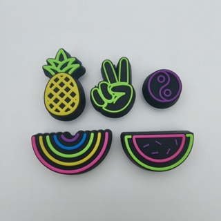 Crocs jibbitz charms diy แฟชั่น ตกแต่ง สําหรับตกแต่งรองเท้า crocs เริ่มต้น