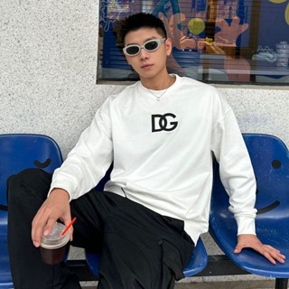 พร้อมส่ง เสื้อกันหนาวแขนยาวลําลอง พิมพ์ลายกราฟฟิติโลโก้ DG ขนาดใหญ่ แฟชั่นสําหรับผู้ชาย และผู้หญิง