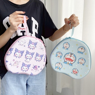 กระเป๋าเคส แบบแข็ง กันน้ํา ลายการ์ตูน Kuromi Doraemon น่ารัก สําหรับจัดเก็บ AirPods Max