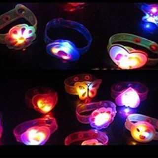 สร้อยข้อมือ ประดับไฟกระพริบ LED ปรับได้ สุ่มสี สําหรับตกแต่งปาร์ตี้