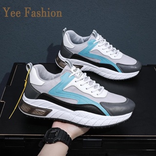 YEE Fashion รองเท้าผ้าใบผู้ชาย รองเท้าลำลองผู้ชาย  ท้าผ้าใบแฟชั่น สไตล์เกาหลี กีฬากลางแจ้ง ทำงาน ท้าลำลอง XYD2390MR2 37Z230911