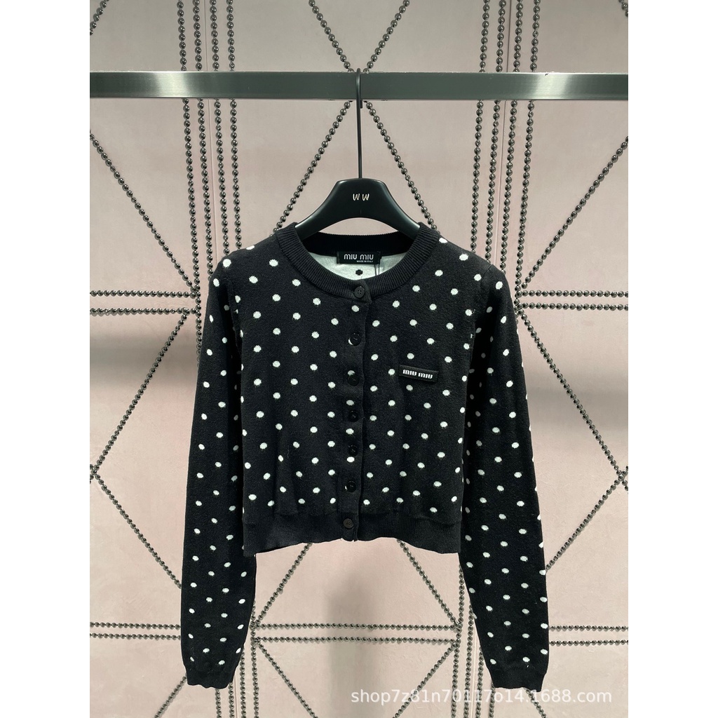 6mxx-miu-miu-23-autumn-and-winter-new-polka-dot-jacquard-knitted-two-piece-set-chest-letter-knitted-shirt-skirt-slimming