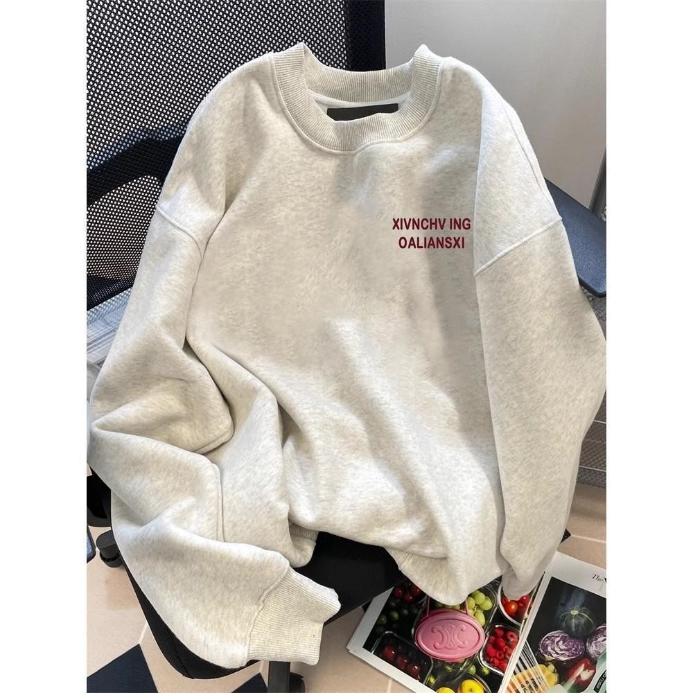 เสื้อกันหนาว แขนยาว คอกลม ทรงหลวม เสื้อโอเวอร์ไซส์ตัวอักษรเท่ๆ สีเทาอ่อน ใส่ได้ทุกโอกาส ผ้าฝ้าย 100%