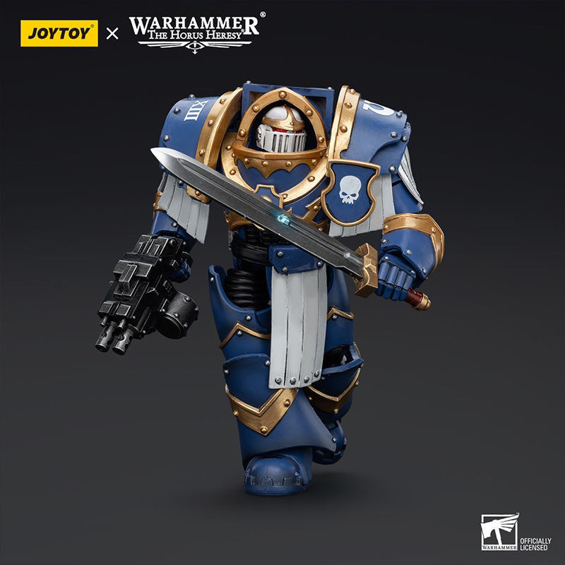 [คลังสินค้าพร้อม จัดส่งฟรี] พร้อมสต็อก มืด แหล่ง Warhammer Horus Chaos ...