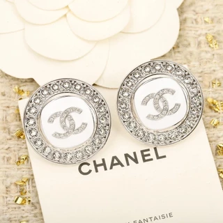 【新品】CHANEL シャネル アイコン トランプ 2冊セット 非売品 chanel สีขาว ราคาพิเศษ | ซื้อออนไลน์ที่ Shopee ส่งฟรี*ทั่ว