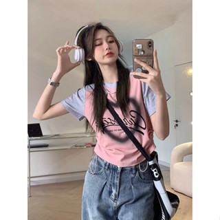 เสื้อยืดแขนสั้น ผ้าเรยอน พิมพ์ลายหัวใจ สีตัดกัน แฟชั่นฤดูร้อน สําหรับผู้หญิง FHVH