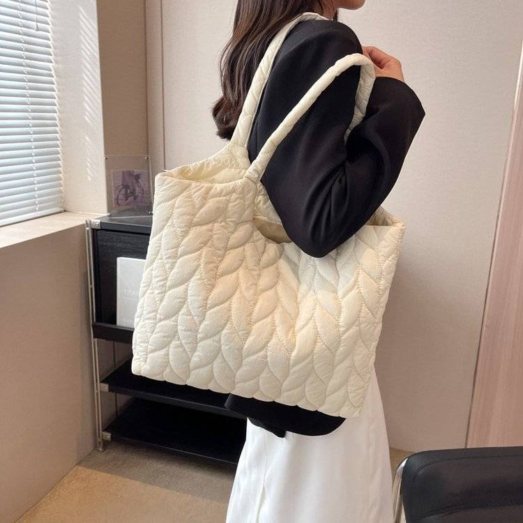 autumn-and-winter-big-bag-2022-new-commuter-handheld-shopping-bag-large-capacity-all-match-shoulder-bag-tote-womens-bag