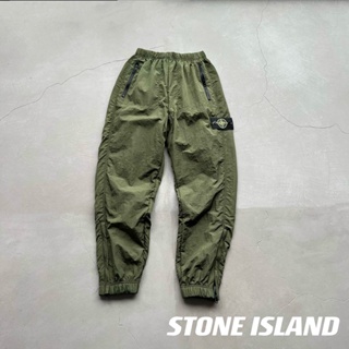 STONE ISLAND เสื้อกันหนาว กางเกงขายาว ผ้าไนล่อน ปักลายหินเมทัลลิก มีซิปครึ่งหนึ่ง สไตล์คลาสสิก
